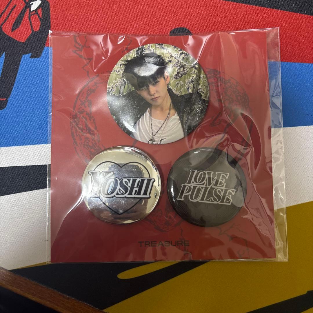 [USED] treasure Yoshi love pulse MD can badge
