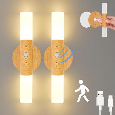 2 STÜCK Bewegungssensor Induktions-Nachtlicht Innenbereich, USB Wiederaufladbare Holz 700mAh LED Wandlampe für Schlafzimmer Flur Treppenhaus