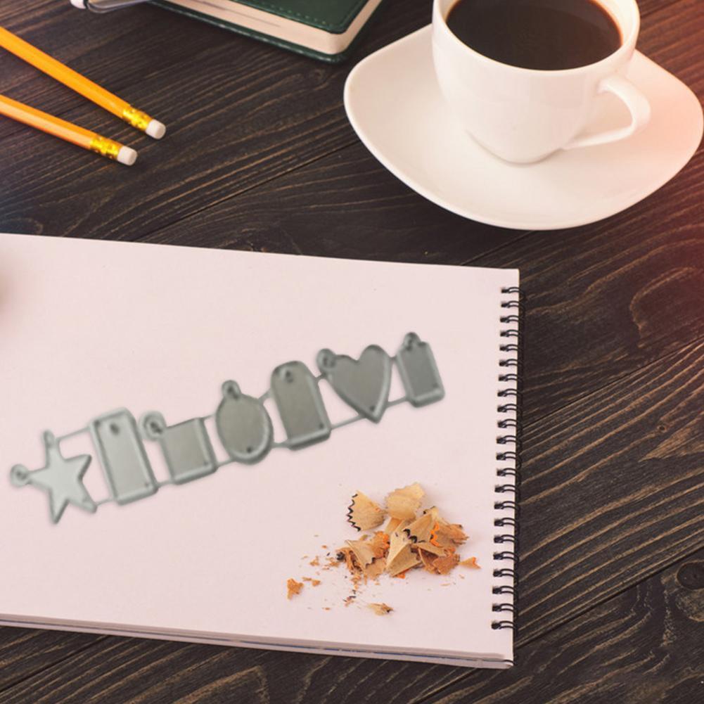 Malé přívěsky Kovové vyřezávací raznice Scrapbookingové šablony na albový papír Vlastní embosovací raznice na zdobení dárkových karet