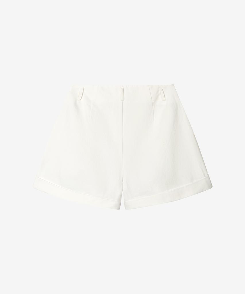 BASIKA Daily Double-Pleated Cotton Shorts (White)