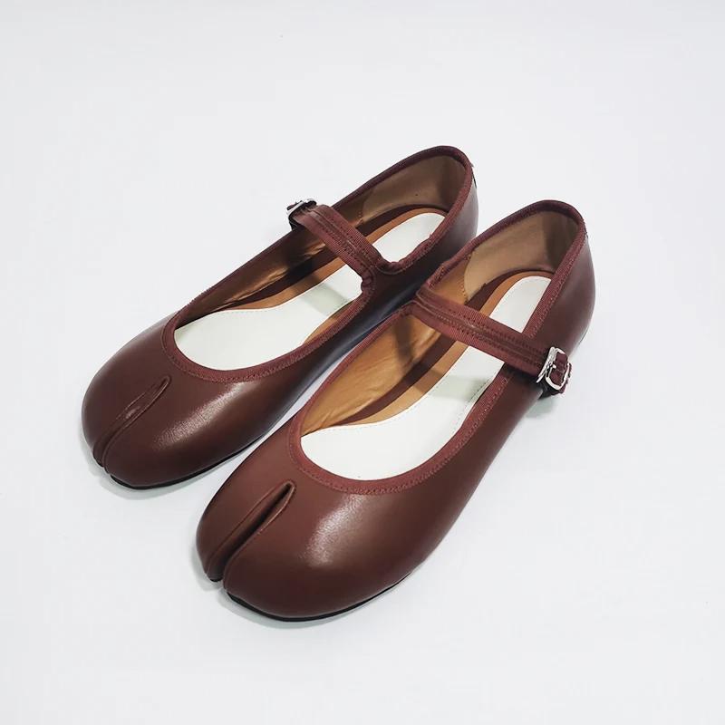 

Fashion IPPEUM Ballerina Flats Split Toe Shoes For Women Mary Jane Dress Pumps Plus Size 44 Leather Ballet Flats Shoes 8 (25.0CM)