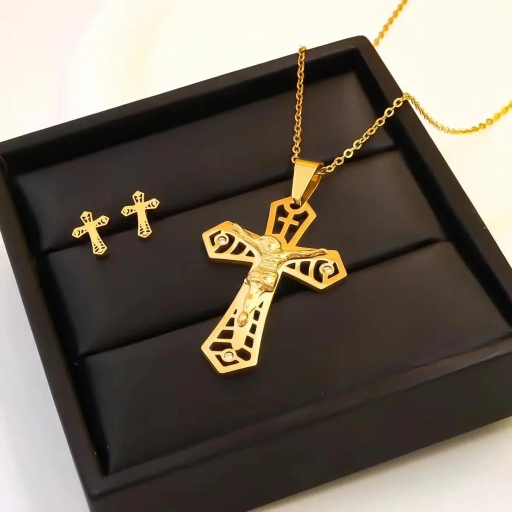 Stainless Steel Christian Jesus Cross Necklace for Women Men Chains Religion Cross Pendants Jewelry Prayer Gifts