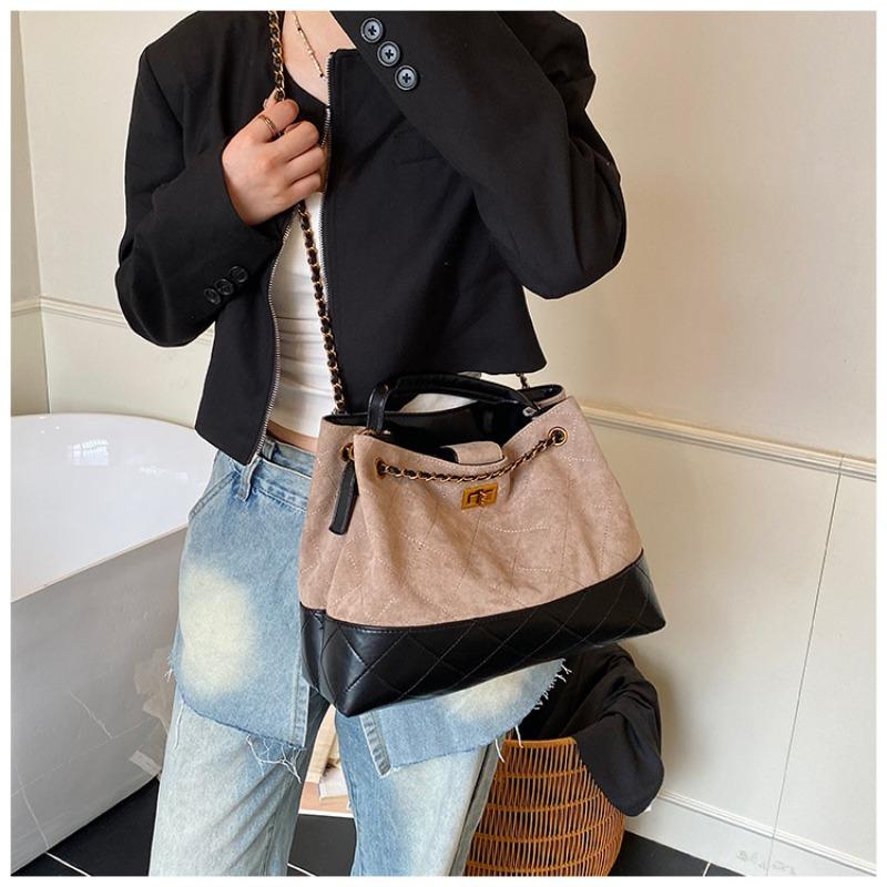 Large capacity bag women's summer new leisure chain shoulder messenger bag texture commuter tote bag