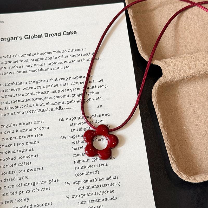 

Простое ожерелье-веревка с цветком для женщин, полое ожерелье с цветком, регулируемая цепочка для свитера, аксессуары для вечеринки, свадебные украшения, подарки as the picture