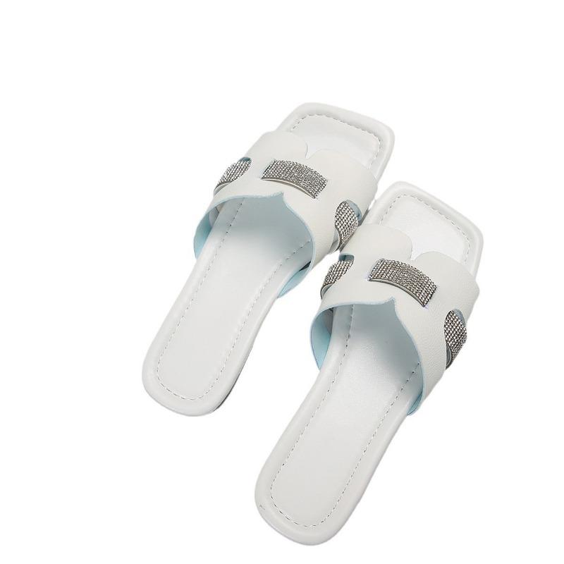 Large-sized Open-toe Rhinestone Flip-flops Summer Square Toe Flat Shoes Casual Beach Slippers