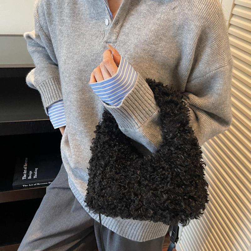 Yogodlns Plush Sweet Shoulder Bags for Women Cute Autumn and Winter New Versatile Fashion Large Capacity Women's Handbags