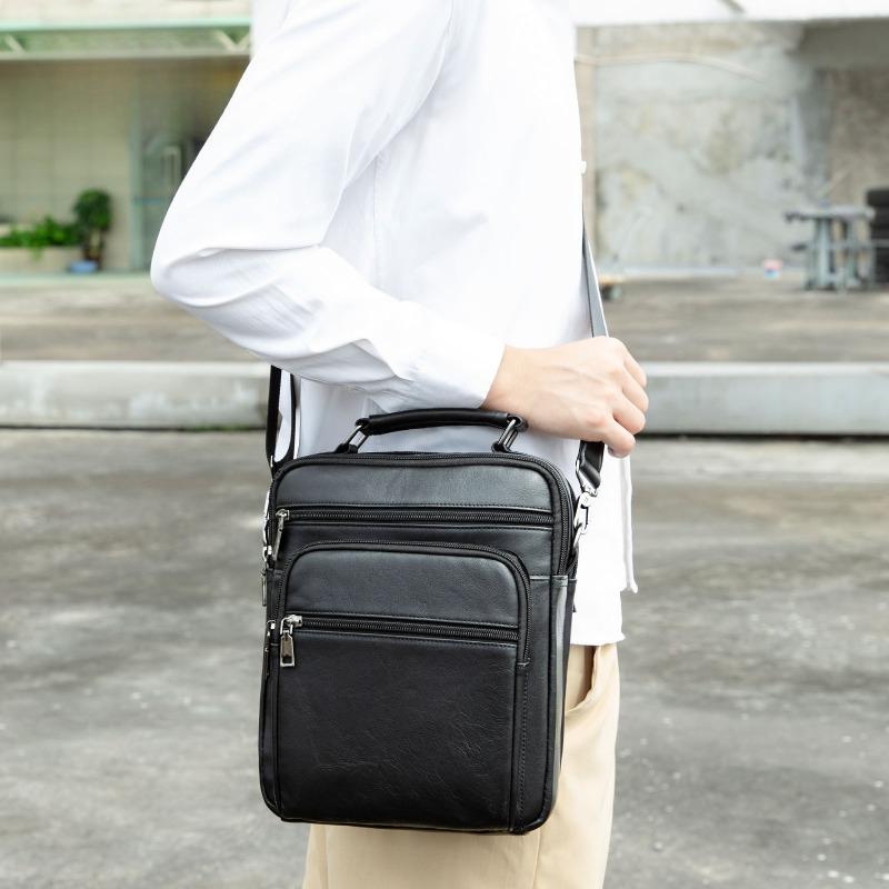 A Genuine Leather Men's Multi-functional Business Crossbody Bag Is A Versatile and High-end Small Crossbody Bag