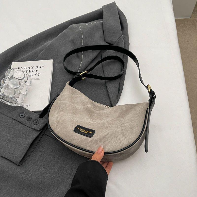 

Нишевый дизайн Высококачественная сумка-пельмень кроссбоди для женщин - Универсальная маленькая сумочка 2025