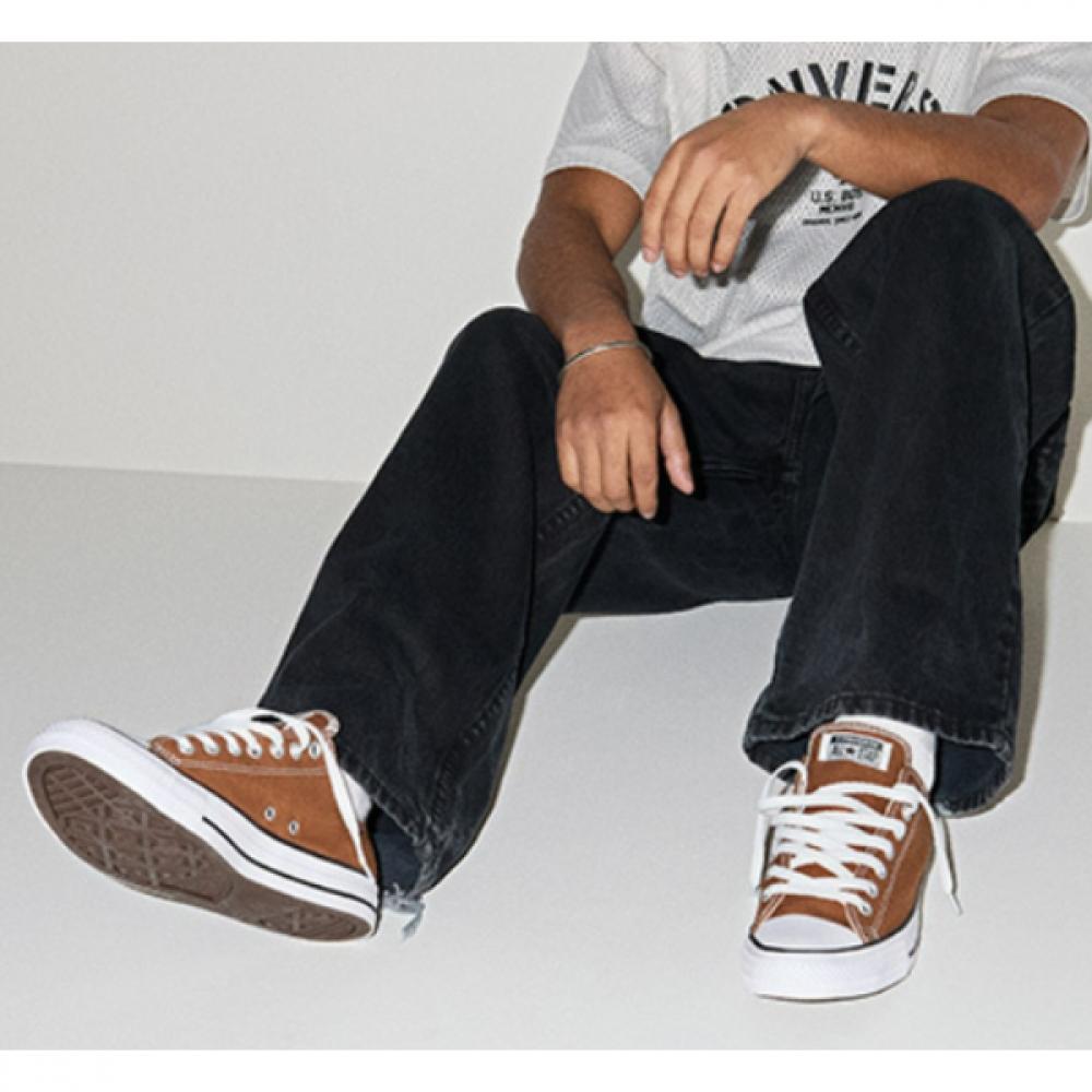 

Converse Chuck Taylor All Star Unheard A15957c Sneakers 230