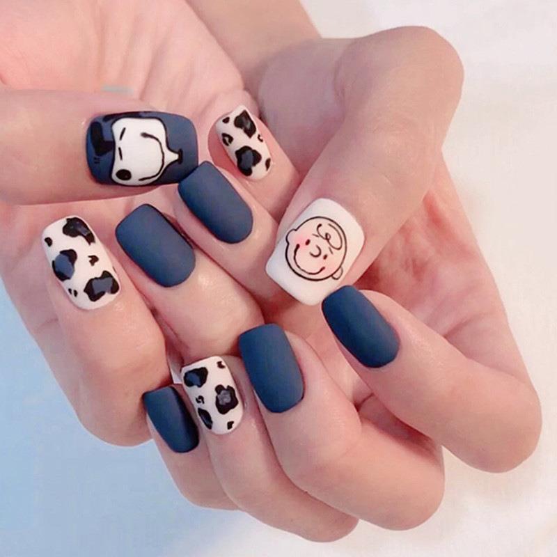 

Blue Leopard Matte Snoopy Press-On Nail Stickers - Finished Product