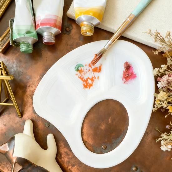 Handheld Color Palette Plastic Makeup Painting Palette Tray Portable Color Mixing Tray for Watercolor