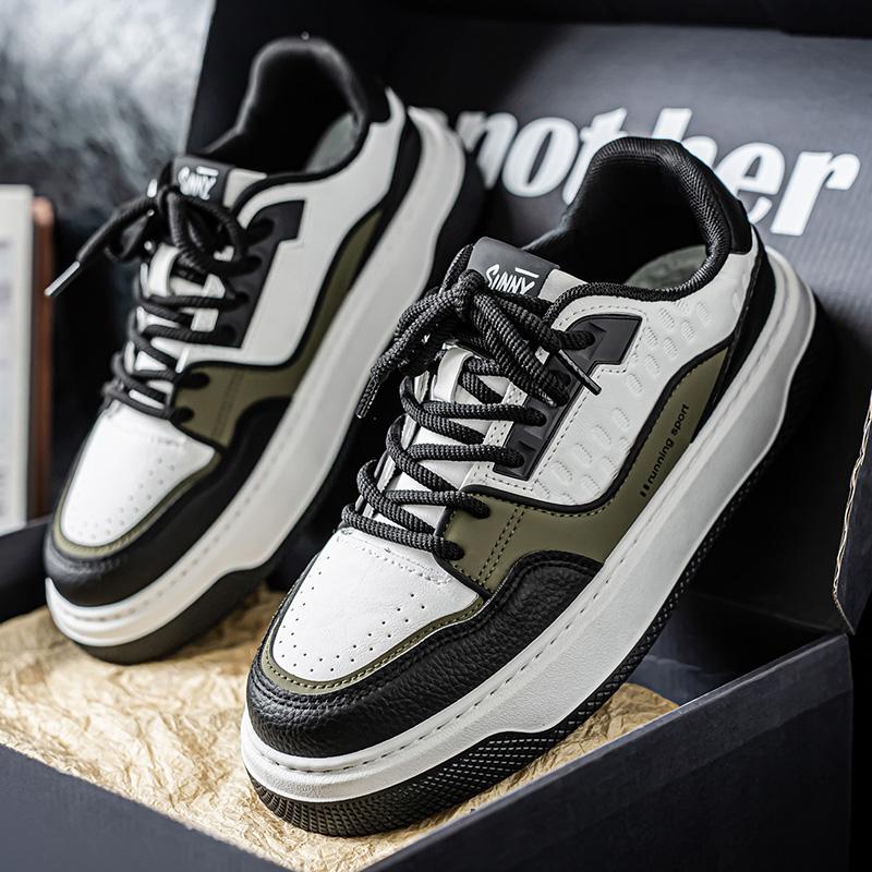 Men 's Casual Four Seasons Fashion Skateboarding Students Comfortable Sneakers Boys Trending Soft Sole Breathable Shoes