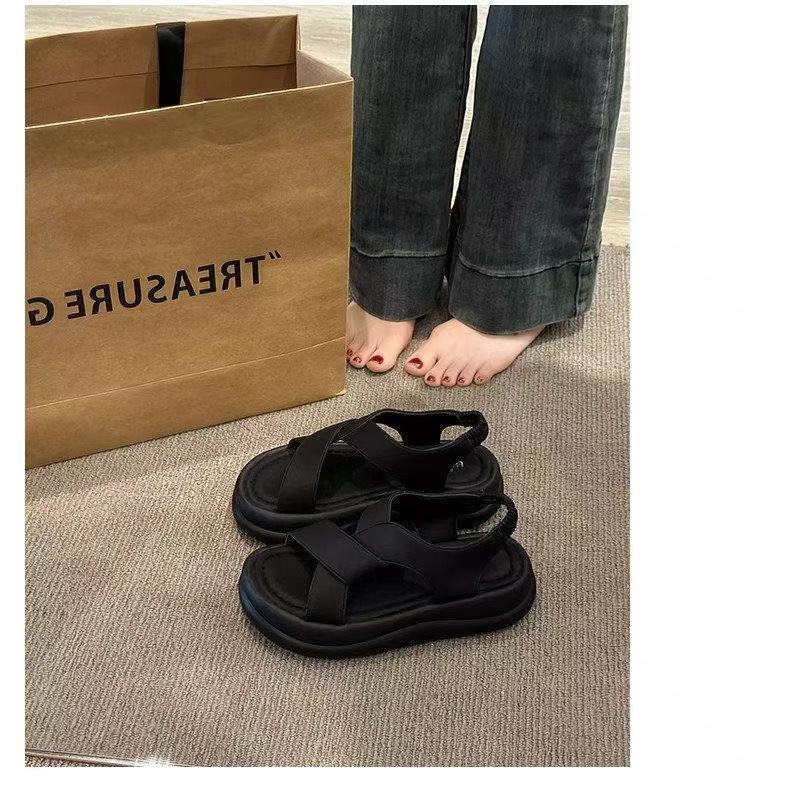 Sandali rialzati con zeppa spessa per l'estate Nuovi muffin argentati con gonna Scarpe romane casual da spiaggia