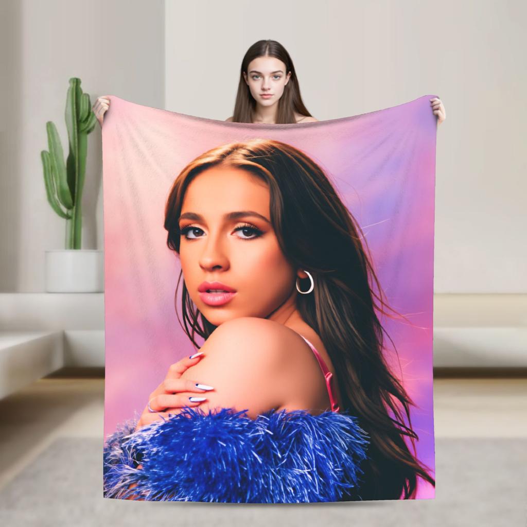 Coperta di Flanella Tate McRae Cantante Canadese Coperta Morbidissima per Divano Letto Viaggio Copriletto Novità Copri Divano Letto