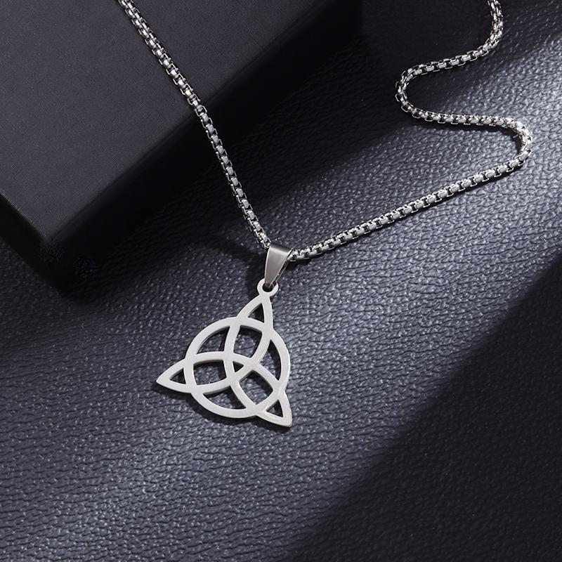 Stainless Steel Irish Celtic Knot Endless Eternity Necklace Vintage Triangle Pendant Men Women Lucky Amulet Jewelry Gift