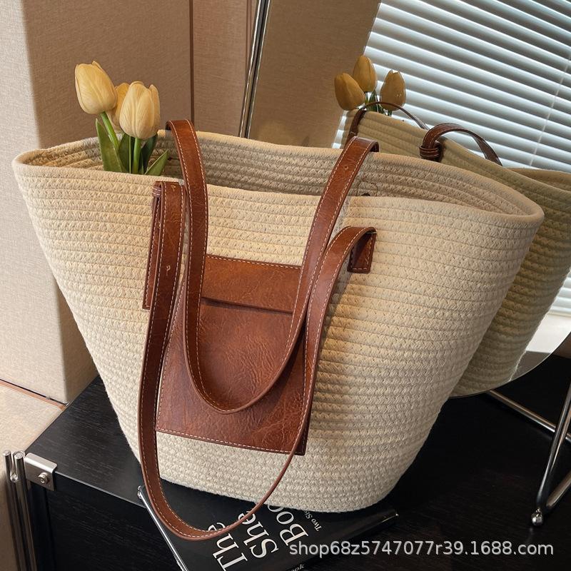 2025 New Rattan Bag Women's Holiday Beach Bag Simple Casual Versatile Bag Large-capacity Travel Vegetable Basket