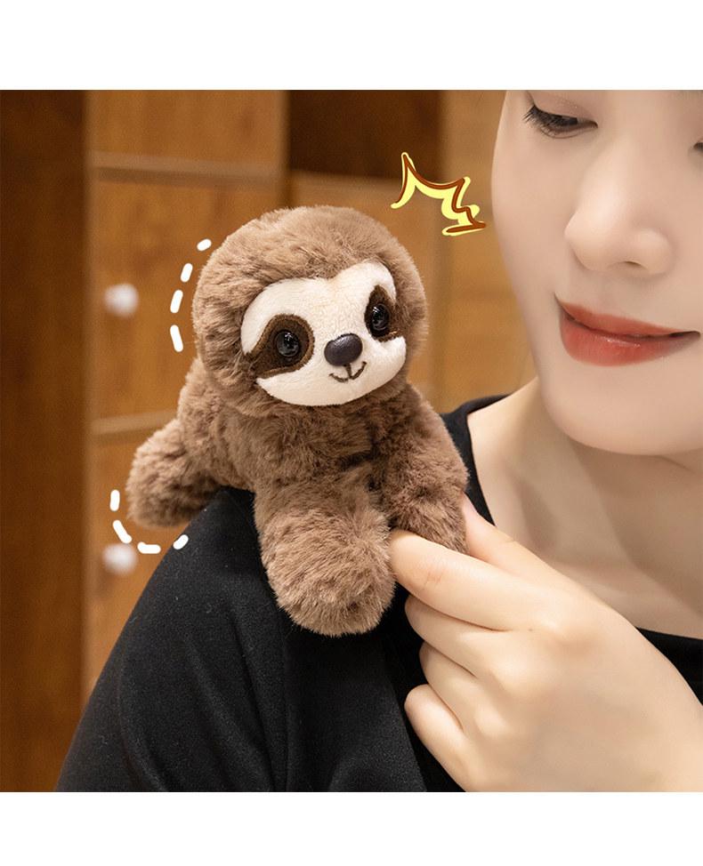 Magnetic Plush Shoulder Doll: Zoo & Oceanarium Souvenir for Kids