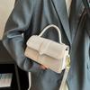 New solid color simple retro texture exquisite portable embroidery thread niche versatile single shoulder crossbody small square bag