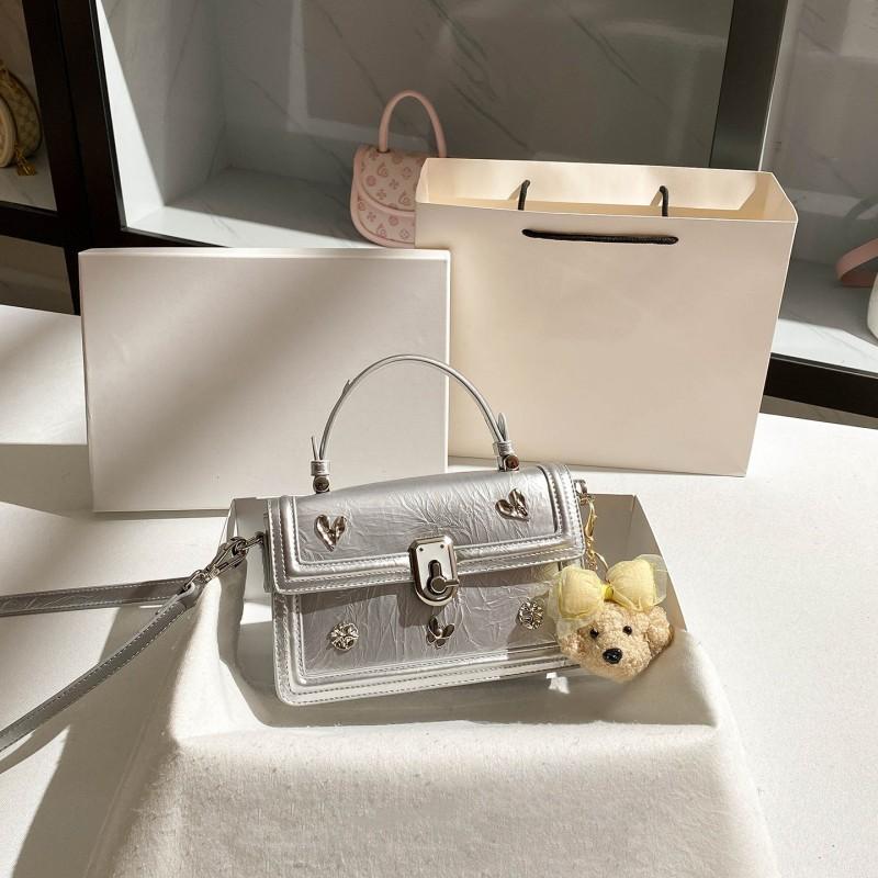 

Niche Design Commuting Light Luxury Exquisite Silver Box Bag High-end Fashionable Small Square срібний