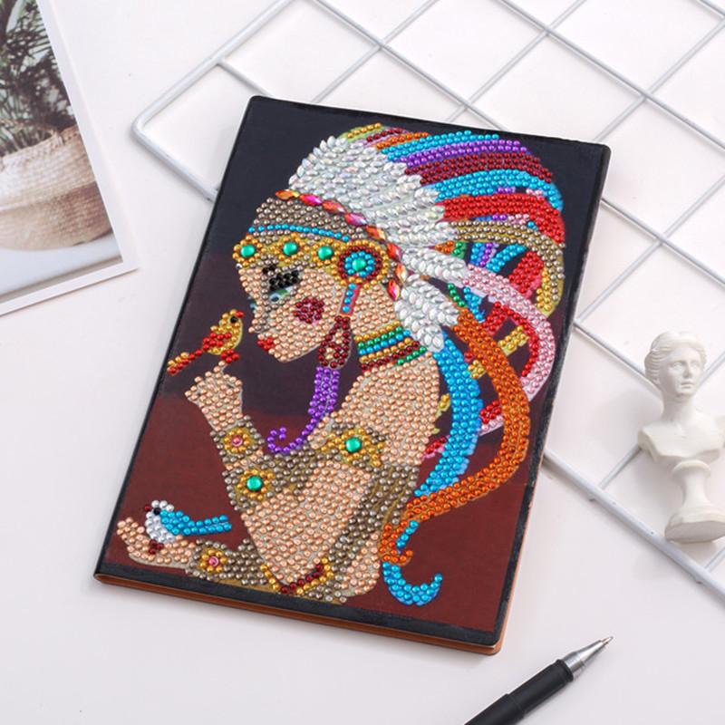 Neues Notizbuch Diamantmalerei Kinder DIY Kreativ Speziell geformter Heller Diamant 50 Seiten Notizbuch Aufkleber Diamant A5 Buch