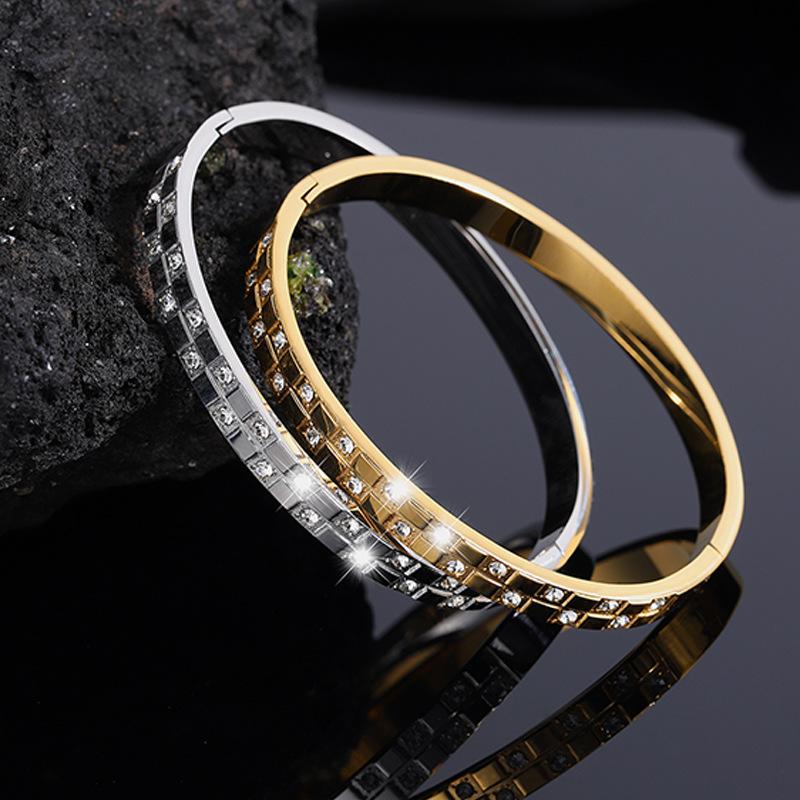 Waffle Girls' High-end Fashion Light Luxury Niche Bracelet