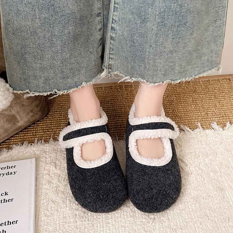 Comfortable Women's Furry Mary Jane Shoes for Autumn/Winter - Versatile, Solid Color, Cotton-Enhanced, Ideal for Home, Outdoor, and Commuting.