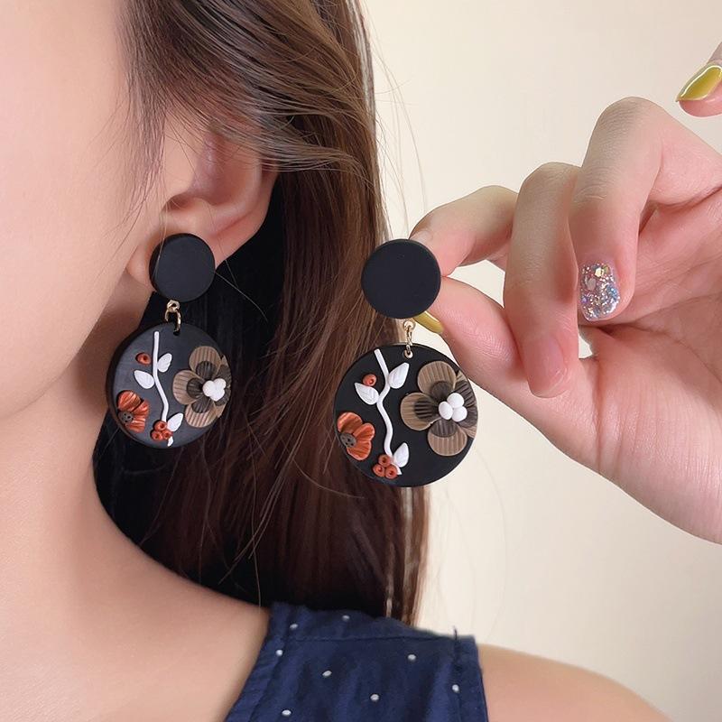 Náušnice s třásněmi ve tvaru kapky vody s dřevěnými korálky Silver Needle Etnický styl Retro Jednoduché puzetové náušnice Temperamentní náušnice Dámské Niche