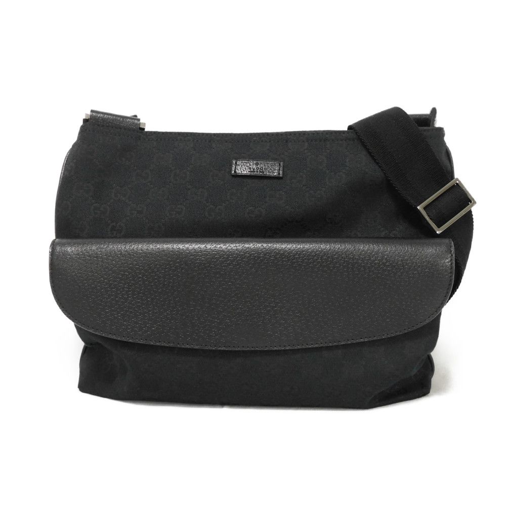 Used GG Canvas Messenger Bag 9539 256100 7921 Calfskin Crossbody with Embossed Logo, Black Men's from Japan AUTHENTIC