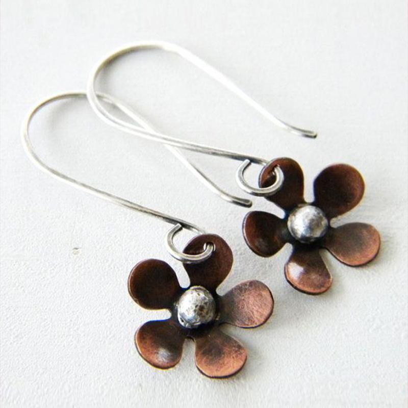 Vintage Ethnic Copper Flower Drop Earrings For Women Tribal Jewelry Ancient Copper Metal Dangle Earrings For Women Party Jewelry