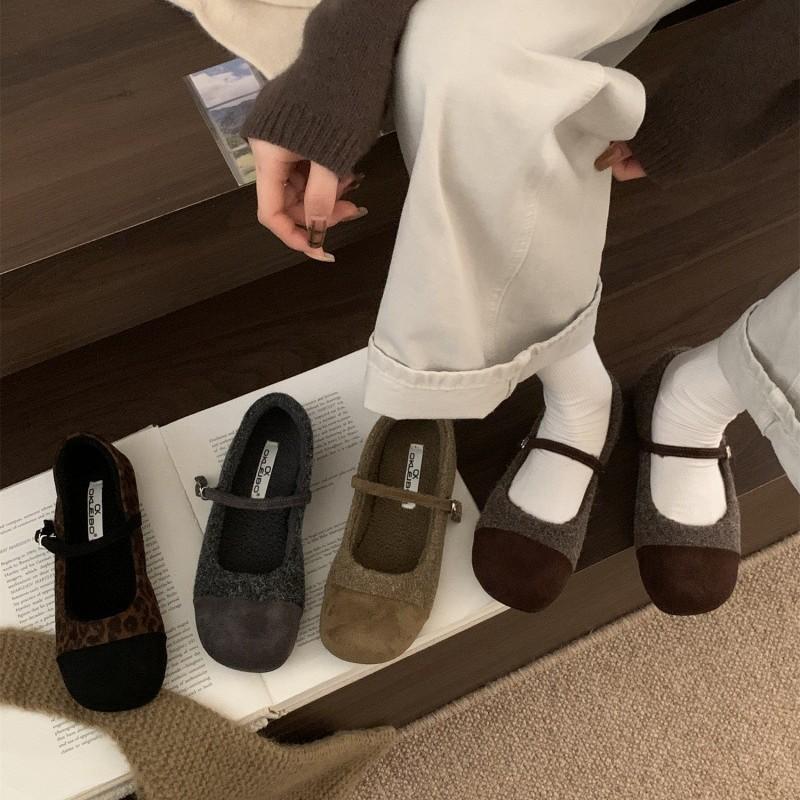 Mori Xiaoxiangfeng Woolen Single Shoes Women's 2025 Autumn New Ugly Cute Flats Round Head Retro Mary Jane Women's Shoes