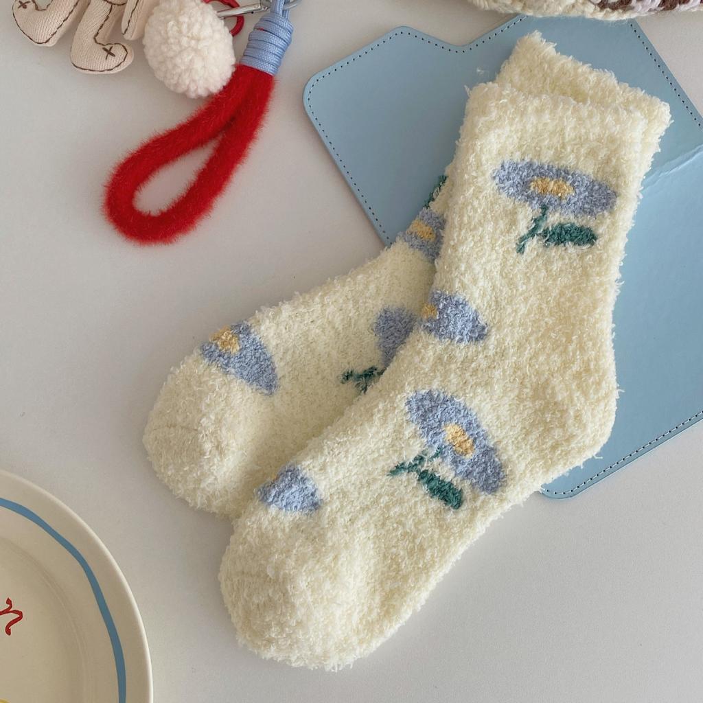 Winter Cute Coral Fleece Socks Plush Thickened Cotton Socks Home Sleep Warm Fluffy Floor Socks