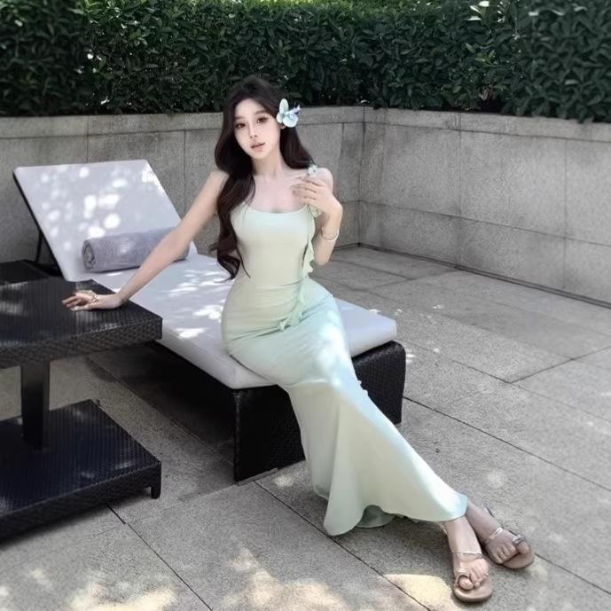 Royal Sister Unique Beautiful Waist Fishtail Hip Slim Dress Seaside Vacation Style Suspender Dress Summer