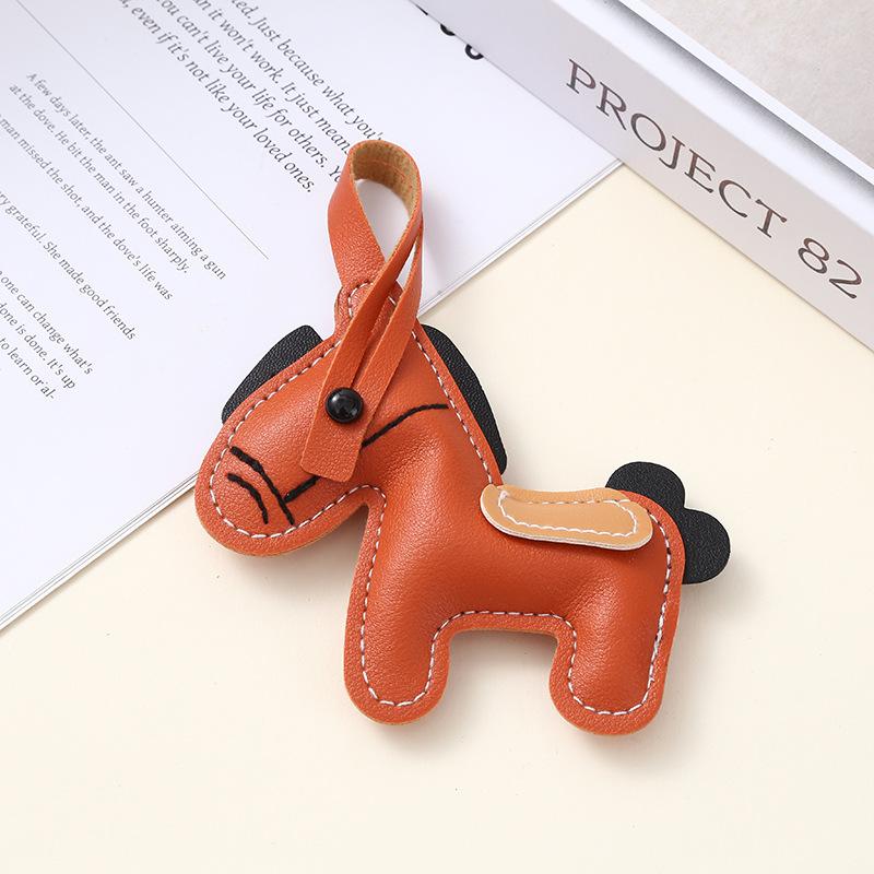Cartoon Pu Leather Brown Pony Charms Keychain Pendant Women Keyring Cute Animal Bag Hanging Ornament Accessories Decoration Gift
