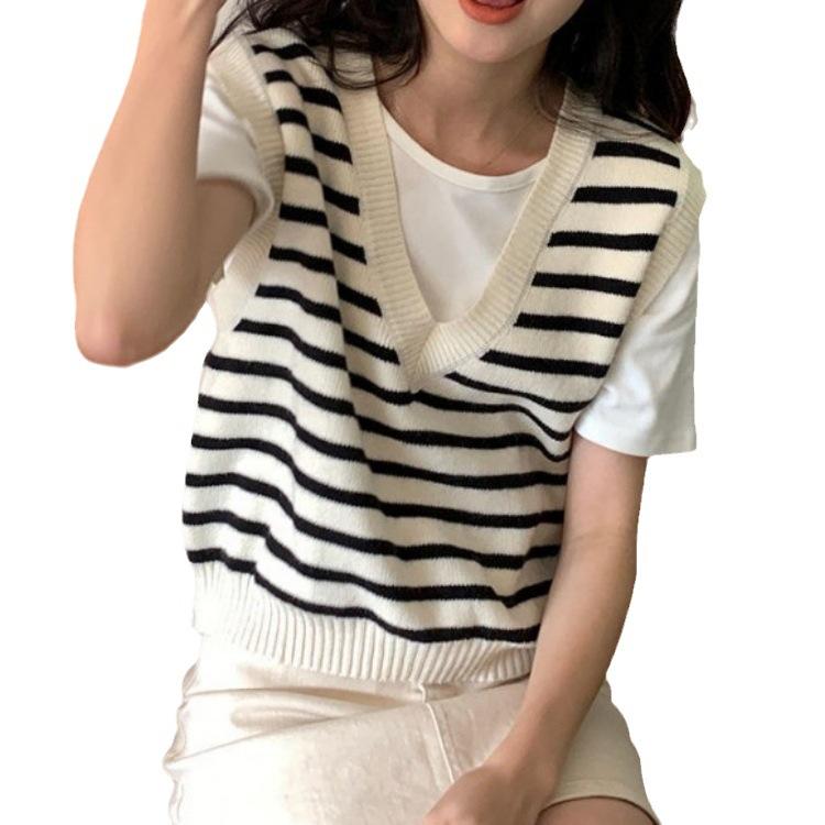 Spring and Autumn Gentle Lazy Wind V-neck Striped Knitted Vest for Women Loose and Versatile Sweater Vest for External Use