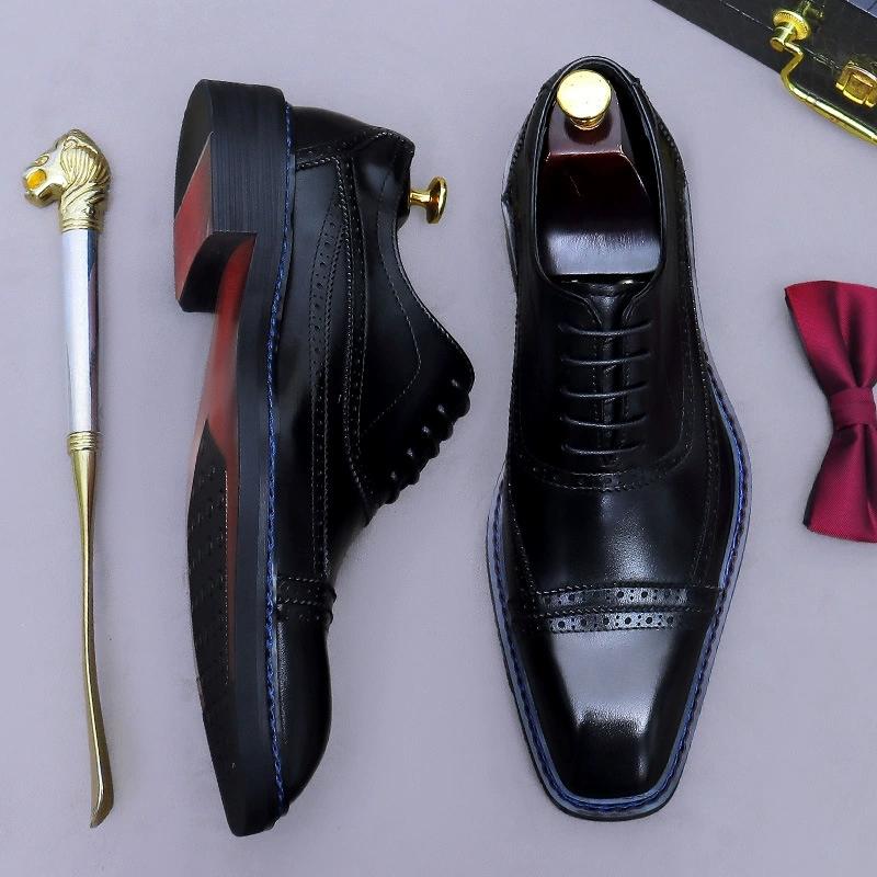 Mode 2025 Stilvolle Herren-Oxfords Hochzeit Formelle Schuhe Echtes Leder Schnürschuhe Brogue Runde Zehenpartie Business Büro Kleiderschuhe für Herren
