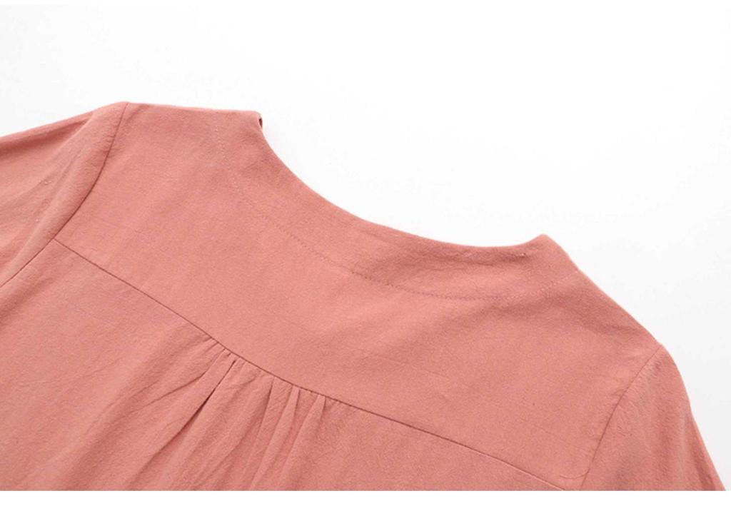 Sommer-Zweiteiler für Frauen mittleren Alters: Kurzarm-T-Shirt und Freizeithose, reine Baumwollmischung, leicht und stilvoll.