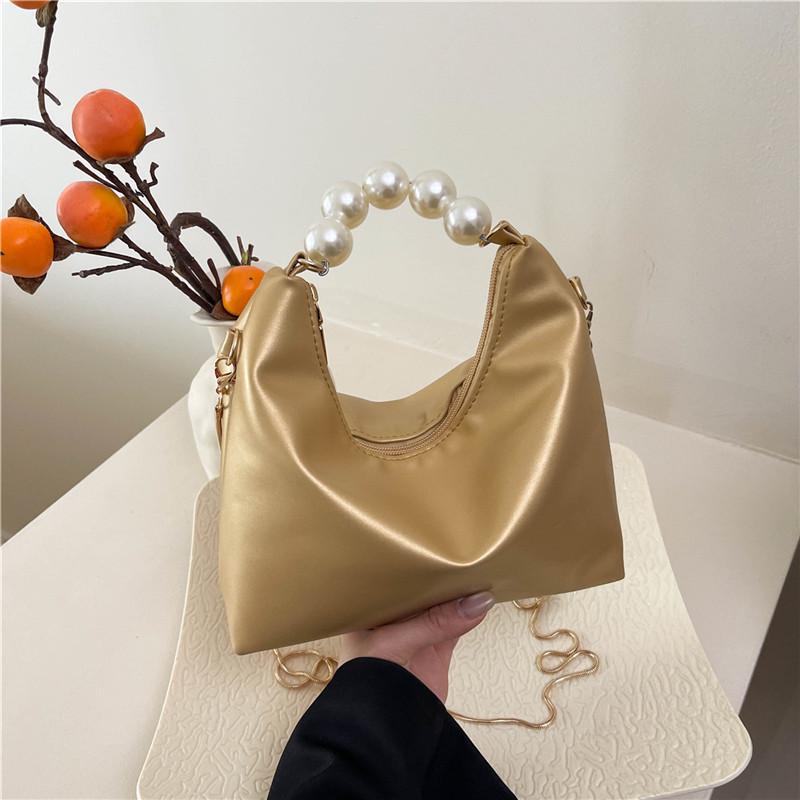 Elegant Women's Pearl Handbag 2025: Chic Chain Shoulder Crossbody with Simple Texture