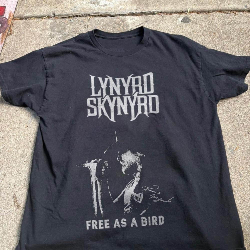 Vintage Ronnie Van Zant Free As A Bird Unisex Black T-Shirt, Size S-5XL Unisex T-Shirt M