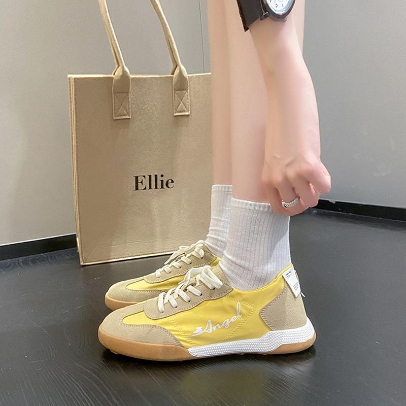 Spring and summer new 2025 women's retro versatile umbrella cloth matte breathable low-top sports and leisure board shoes women's shoes