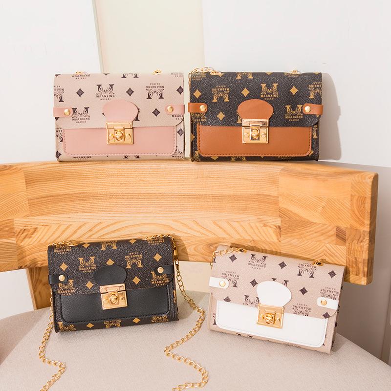 Kleine quadratische Tasche, frische und süße Umhängetasche, modische Diamantenketten-Tasche.