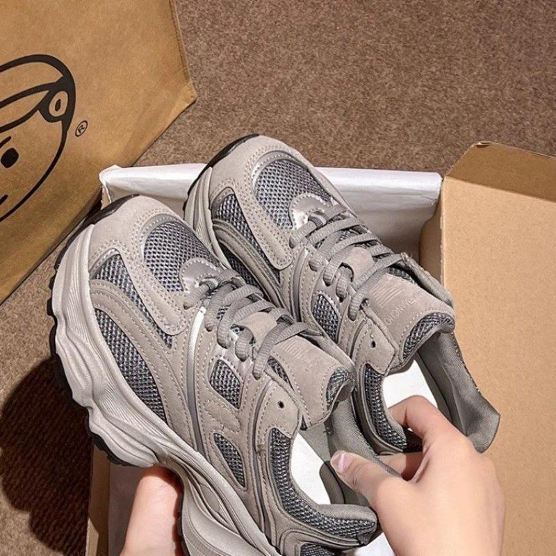 Retro platform shoes women's new spring small mesh showing small feet and increasing height casual sports shoes