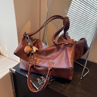 2025 Autumn and Winter Simple New Fashion Large-capacity Tote Bag Women's Shoulder Bag Niche Versatile Texture Women's Bag
