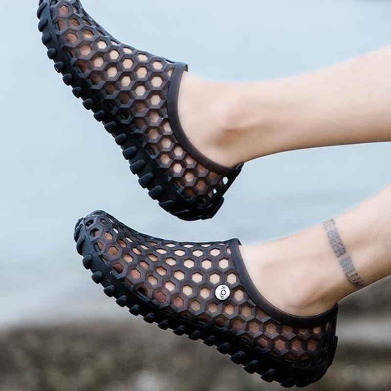 Hålsandaler Herr 2020 sommar Andas Insug Trend Körning Mjuk botten Sport Vada Strand Herrskor