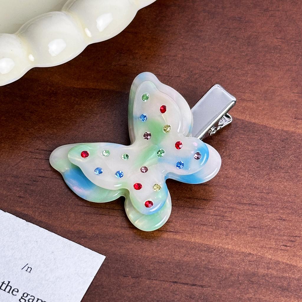 Hair Elegant Butterfly Clamps In Assorted Colors With A Glamorous Touch For Women