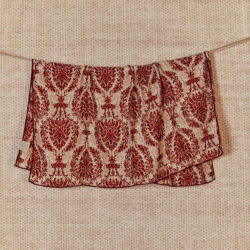 New silk wool square scarf women's versatile fashion autumn and winter warm silk silk scarf shawl silk wool square scarf