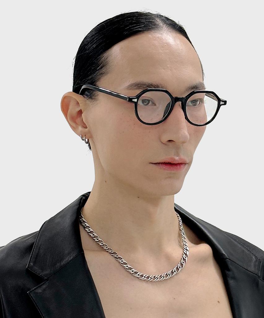 MAISON MASTER Hata Glasses (Black)