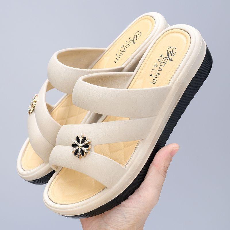 Slippers women's summer women's summer non-slip new fashion thick bottom soft bottom home indoor and outdoor wear mother