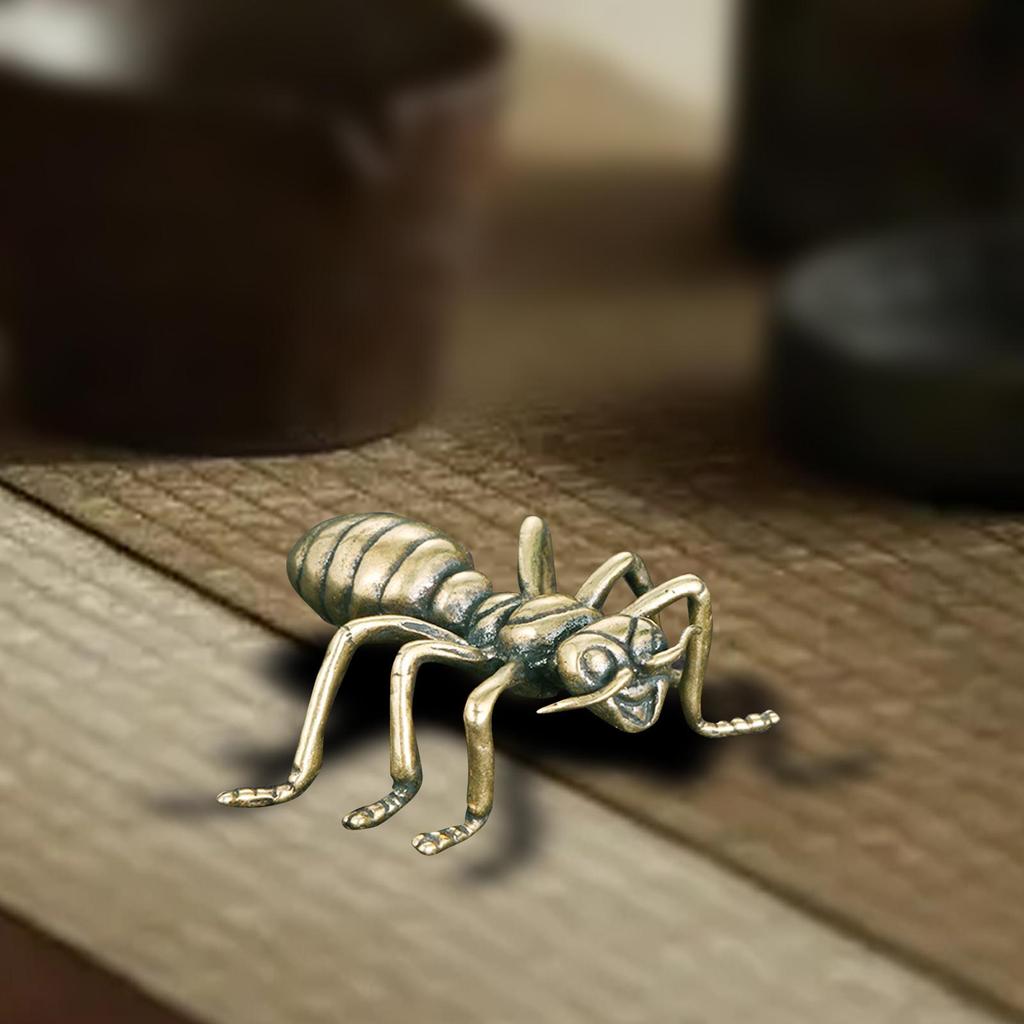 Brass ANT Statue Delicate Table Centerpieces Animal Ornament Mini Figurine for Home Office Decor Boys Indoor