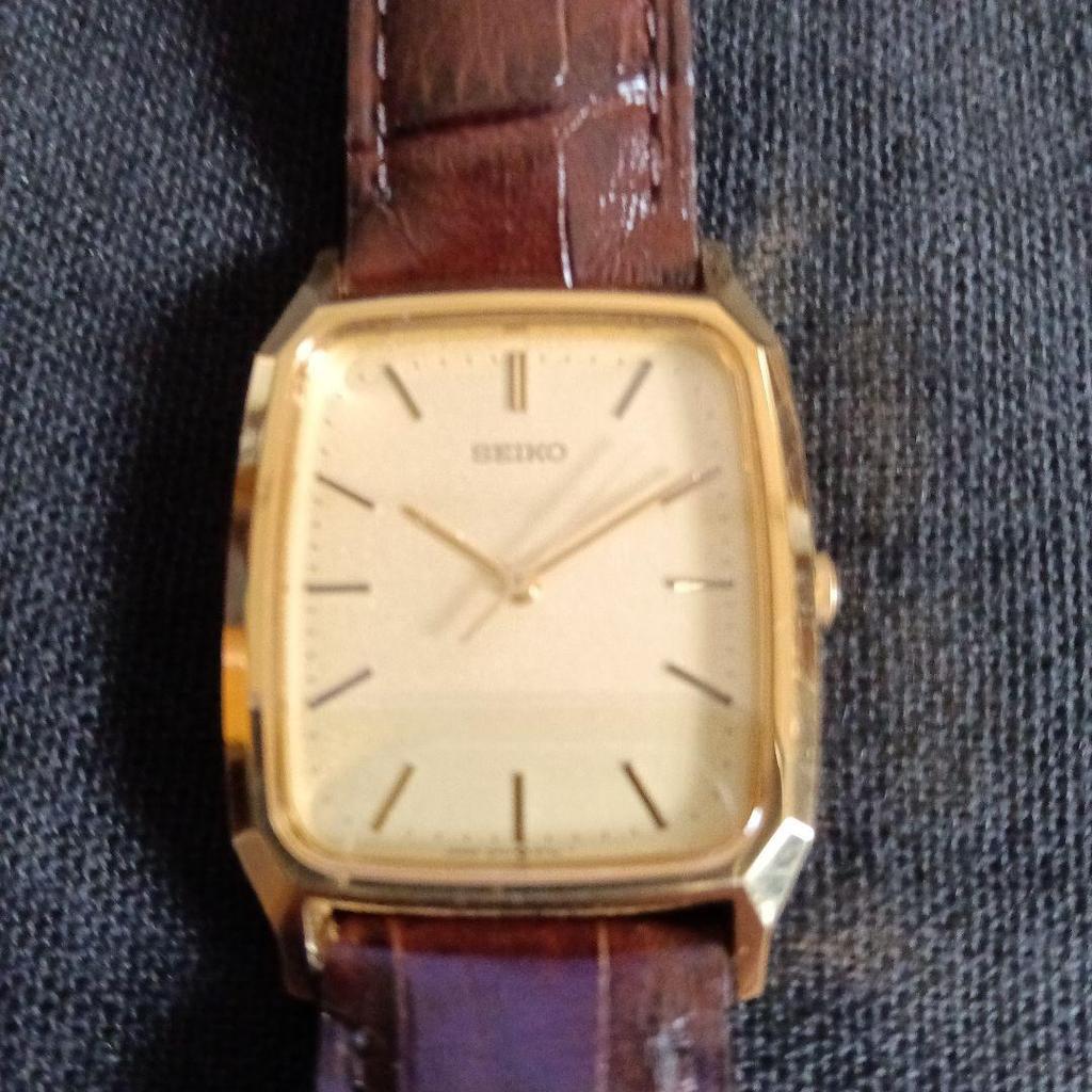 [USED] SEIKO Gold Square Watch - One Owner
