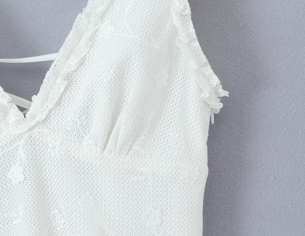 Sweet Chic Embroidered Mesh V-Neck Open-Back Slim-Fit Dress